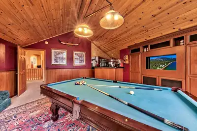 Image de SkiView Cabin: Pool Table, Bunk Beds, Trout Creek Rec, 3 Suites
