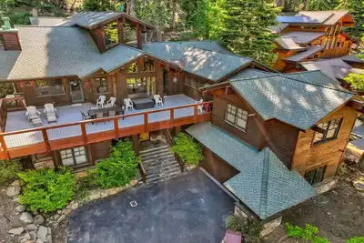 Image de Luxury 4, 500 Sq Ft, Hgtv Featured Bathroom, Private Sauna, Hot Tub