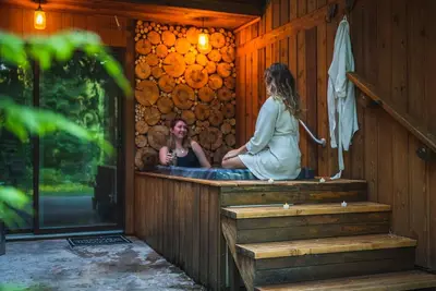 Image de A Retreat -Romantic, Private Hot Tub, Riverside, Forest, Private, Quiet, not a hotel