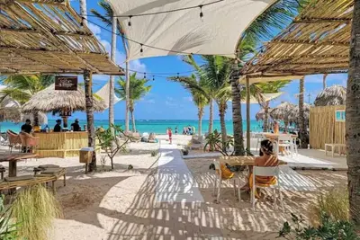 Image de Luxury apartment, walk to the beach, large pool, barbecue and gym