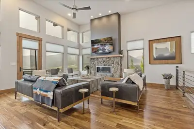 Image de Beautiful Modern Townhome with Amazing Views