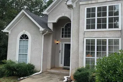 Image de Atl. Motor Speedway- Tucked Away In Comfort 4 Bedrooms totaling, 7 Beds