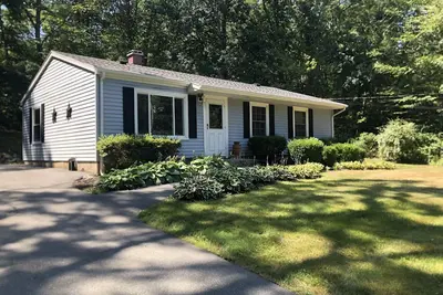 Image de Cottage in Beautiful Setting and Close to Everything