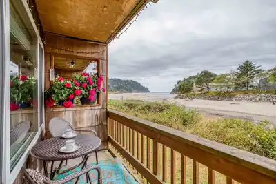 Image de Sparkling 1st Floor Ocean and Creek-View Condo w/ Queen Suite, Updated Kitchen!