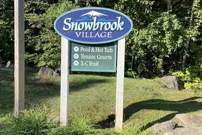 Image de Clean, Comfortable, Ski-in, Ski-out Snowbrook Village Condo