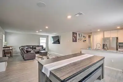 Image de San Antonio Home w/ Backyard ~ 10 Mi to Dtwn!