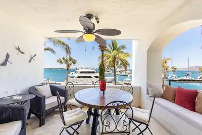 Image de The OceanFront Private Residence