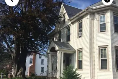 Image de Country charmer in village of Conestoga
