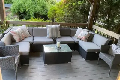 Image de Sweet Narragansett Summer Home!