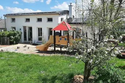 Image de Chalet in the orchard and play garden