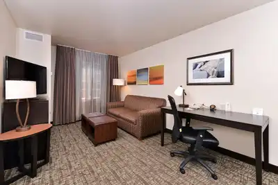 Image de 1 Bedroom | Indoor Pool + Hot Tub + Free Breakfast