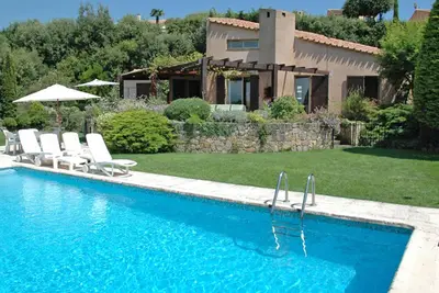 Image de Villa avec piscine privée, à 10 km de la mer