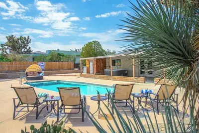 Image de 4br Joshua Tree Home w/ Pool: The Cactus House