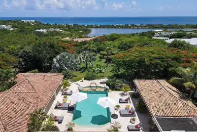 Image de La Pinta in Terres Basses by Personal Villas - Large Turquoise Pool and Loungers
