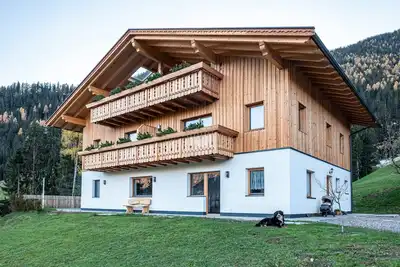 Image de Appartement de vacances Mittnackerhof Kamille avec vue sur les montagnes, balcon et Wi-Fi.