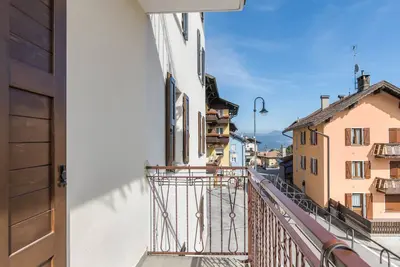 Image de Appartement Edik avec vue sur les montagnes et terrasse, adapté aux animaux domestiques.