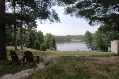 Image de Private Waterfront 4 Season Cottage - Must See!