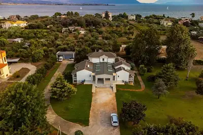 Image de Maison de vacances Preveza pour 1 - 6 personnes avec 3 chambres à coucher - Maison de vacances