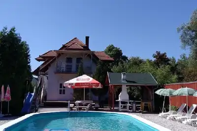 Image de Appartement de vacances Balatonmáriafürdõ pour 1 - 5 personnes avec 2 chambres à coucher - Apparteme
