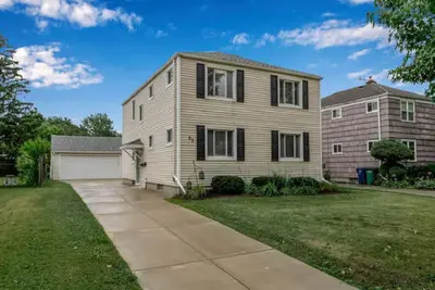 Image de Entire 4 bedroom 2 bathroom House in North Buffalo with Free Driveway Parking