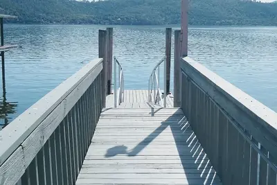 Image de Casa Blanca  waterfront house with private pier & kayaks, sleeps 8