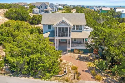 Image de Stunning Ocean and Sunset Views Steps to South Beach Hot Tub and Pet Friendly