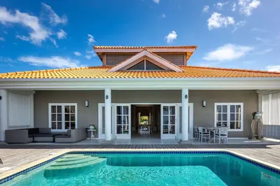 Image de Beautiful views- Oceanfront Villa-3 Bedrooms & Private Pool - Coral Estate