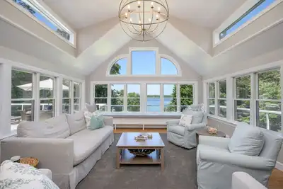 Image de Lakefront with Double Decks Overlooking Water, Dog Ok, Game Room, Ac, Dock, Free Wifi