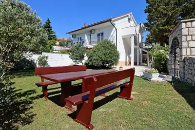 Image de Appartement de deux chambres avec le balcon et la vue sur le mer Novi Vinodolski (A-19981-b)