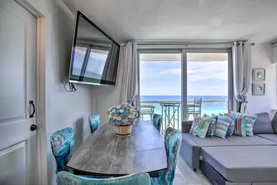 Image de On-Site Beach Access: Sunny Isles Beach Studio!