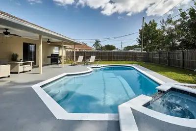 Image de Lovely 3-Bedroom Home with Pool in Palm Bay!