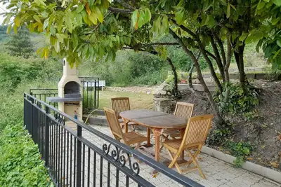 Image de Charmante maison de ville + jardin en terrasses à l'arrière avec vue imprenable