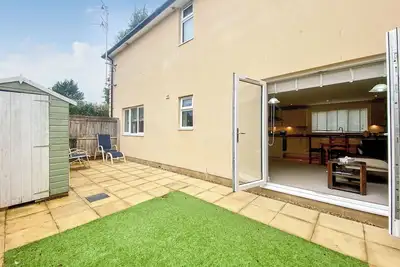 Image de Peacock Court is the perfect base for exploring The Cotswolds and Wiltshire countryside.