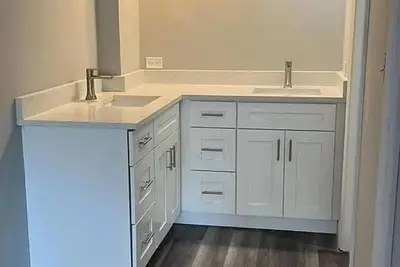 Image de refurbished condo overlooking the golf course!