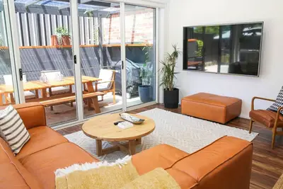 Image de Hidden Gem : Stylish retreat in the heart of Bright