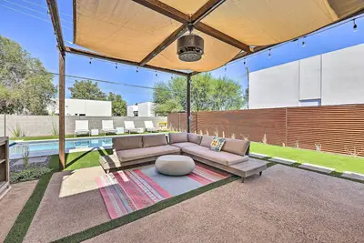 Families Welcome: Phoenix Home w/ Backyard Oasis