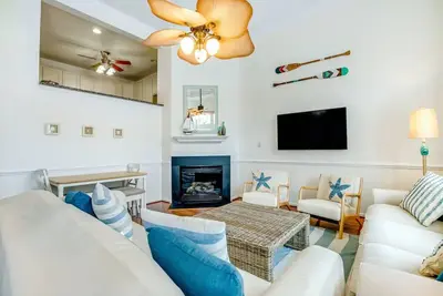 Image de Relaxing Bethany Beach Retreat, Pools, Families Welcome Including Dogs!