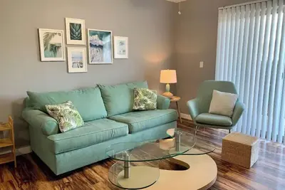 Image de Modern Fully Renovated Condo! Heart of Destin!