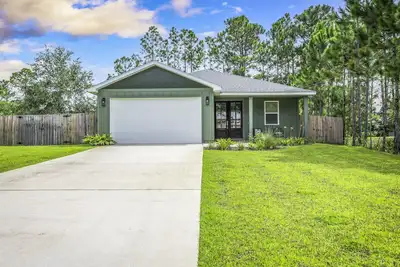 Image de Family friendly \"gem\" of a home just min away from Navarre and Pensacola Beaches