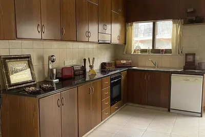 Image de 3 Level very comfortable House with a nice mountain view.