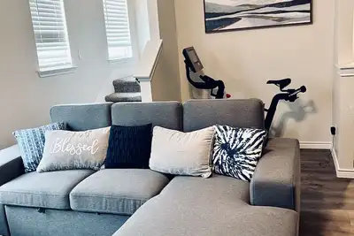 Image de Premium central location 4bedroom townhouse