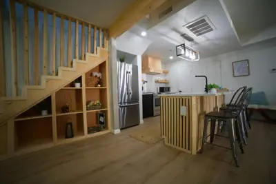 Image de Brought back to life Craftsman Home