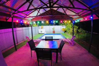 Image de Cheerful modern Villa with outdoor pool only 5 minutes to Apia!