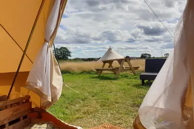 Image de 5m xl bell tent with log burner, near Whitby