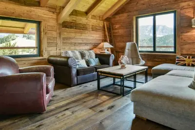 Image de Chalet savoyard rénové 4* avec cheminée, pour 8 pers. à Saint-Jean-de-Sixt