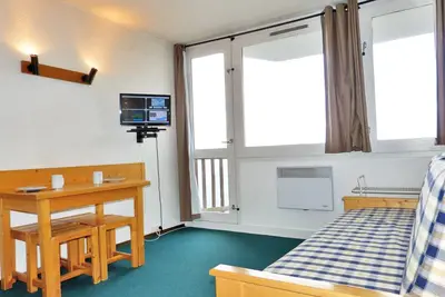 Image de Studio fonctionnel au pied des pistes avec vue sur le Mont Blanc
