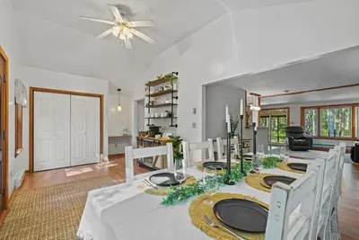 Image de King Size Beds, Bunk Beds, Access to Pool, Lake, & Tennis