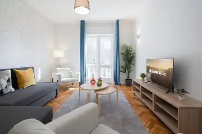 Image de HostWise - Stylish Comfortable Apartment w Balcony