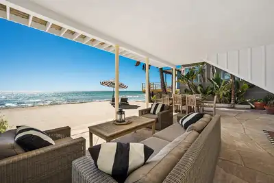 Image de 35581 Beach Road: 4 Br, 4 Ba House in Dana Point, Sleeps 8