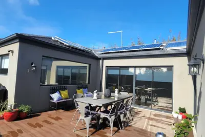 Image de The Sanctuary Escape- sleeps 12 - four mins from hot spa, wineries, beach <br>